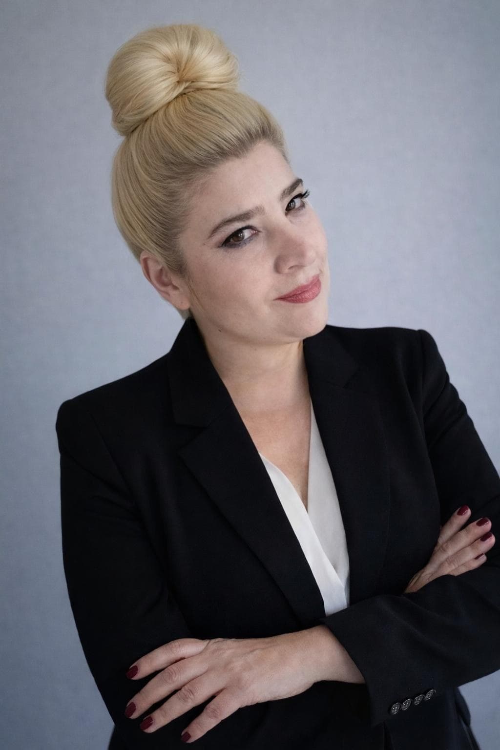 NetBahçeşehir gayrimenkul danışmanı Hülya Gümüştel'in portre fotoğrafı